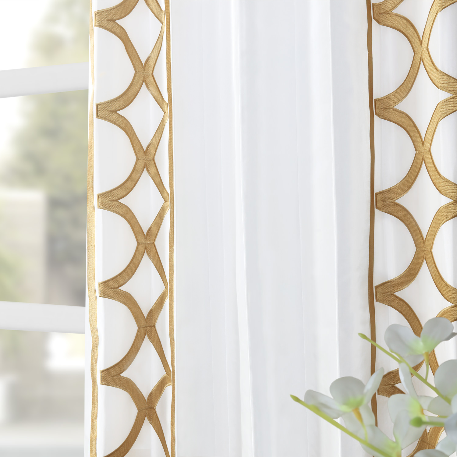 Espalier Off White Designer Embroidered Curtain