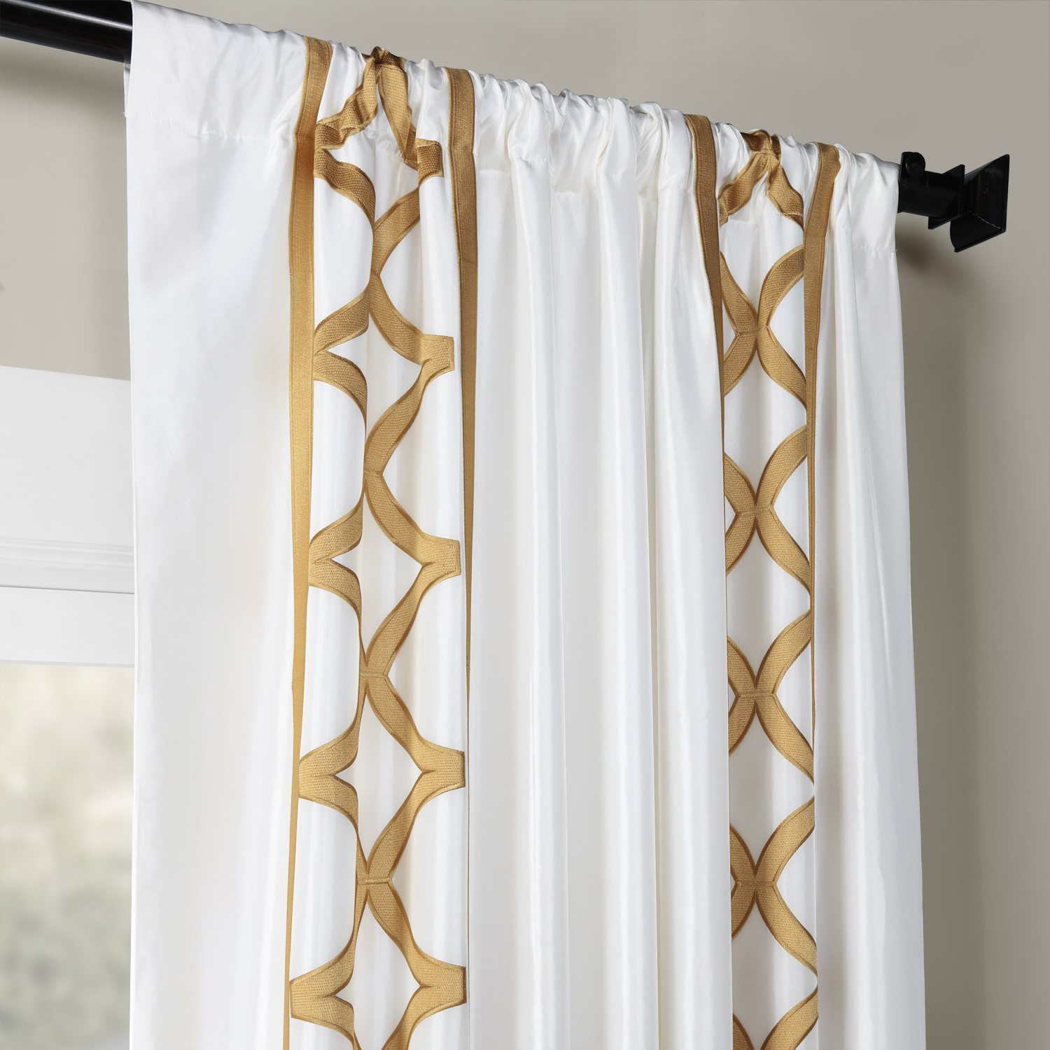 Espalier Off White Designer Embroidered Curtain