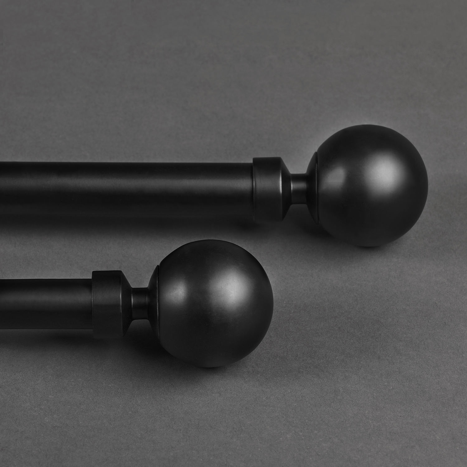 Metal Ball Extendable Rod Set- Matte Black