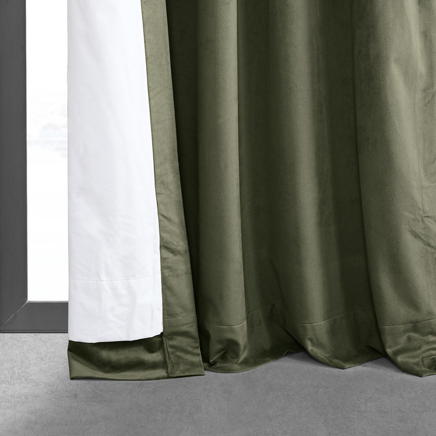 Signature Hunter Green Pleated Blackout Velvet Curtain