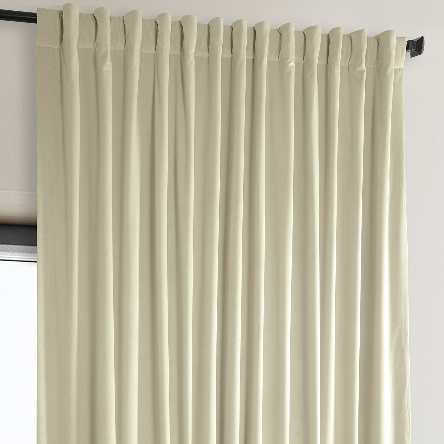 Light Beige Heritage Plush Velvet Extrawide Curtain