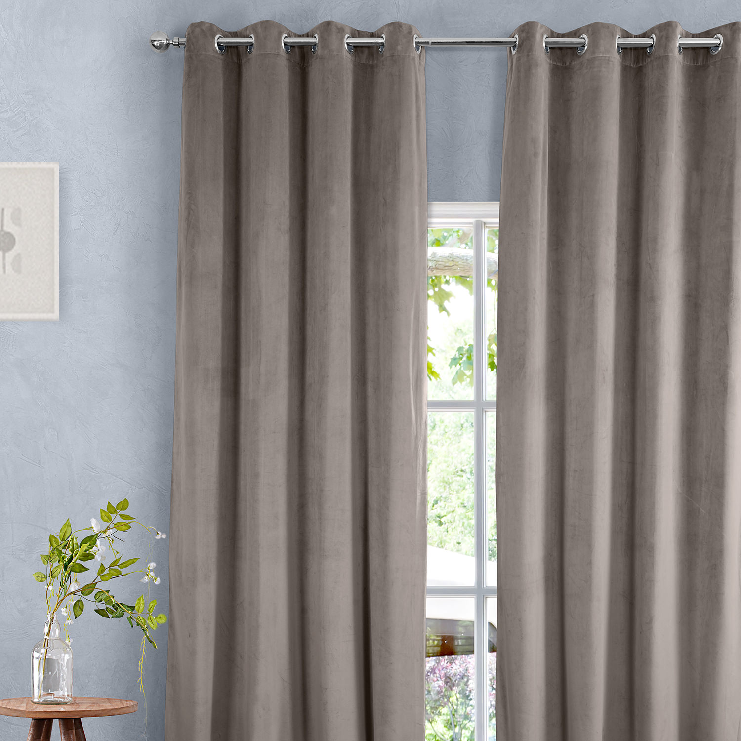 Gallery Taupe Heritage Plush Velvet Grommet Curtain