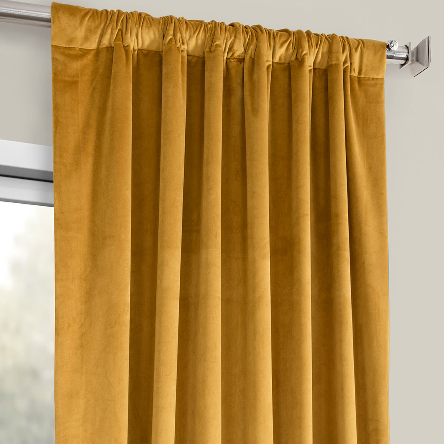 Retro Gold Heritage Plush Velvet Curtain