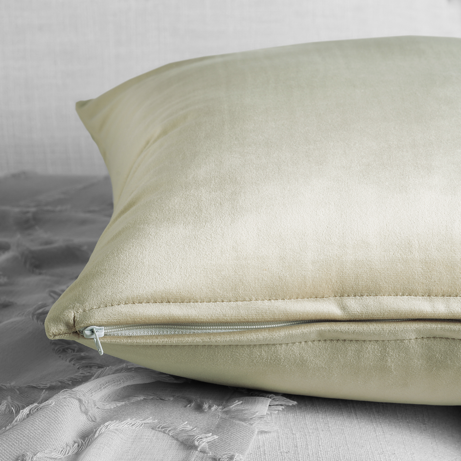 Au Lait Creme Heritage Plush Velvet Cushion Cover - Pair