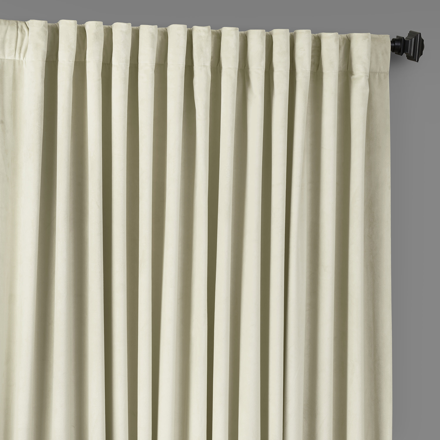 Au Lait Creme Heritage Plush Velvet Extrawide Curtain