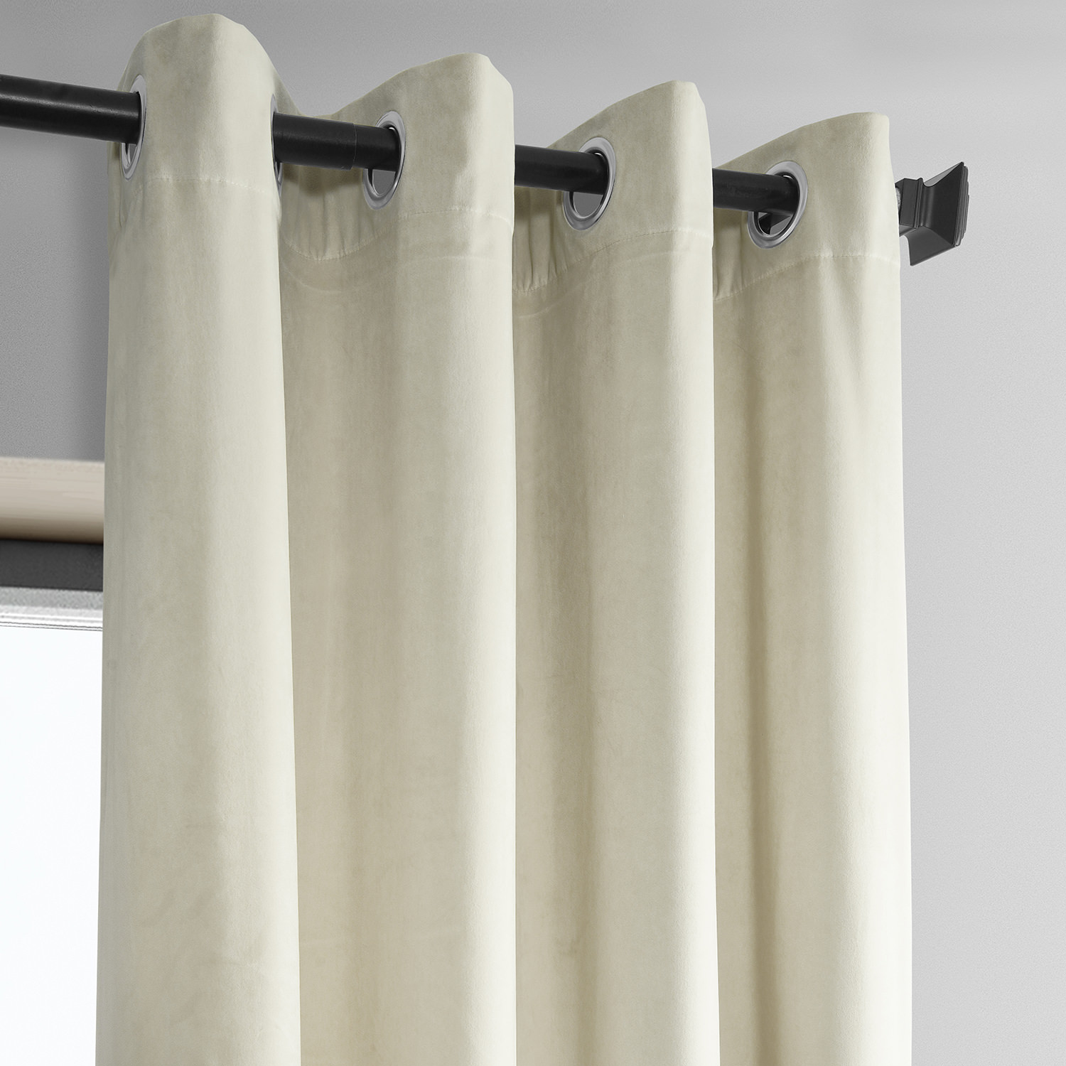 Au Lait Creme Heritage Plush Velvet Grommet Curtain