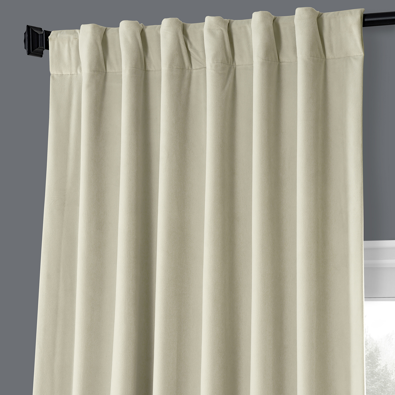 Au Lait Creme Heritage Plush Velvet Curtain