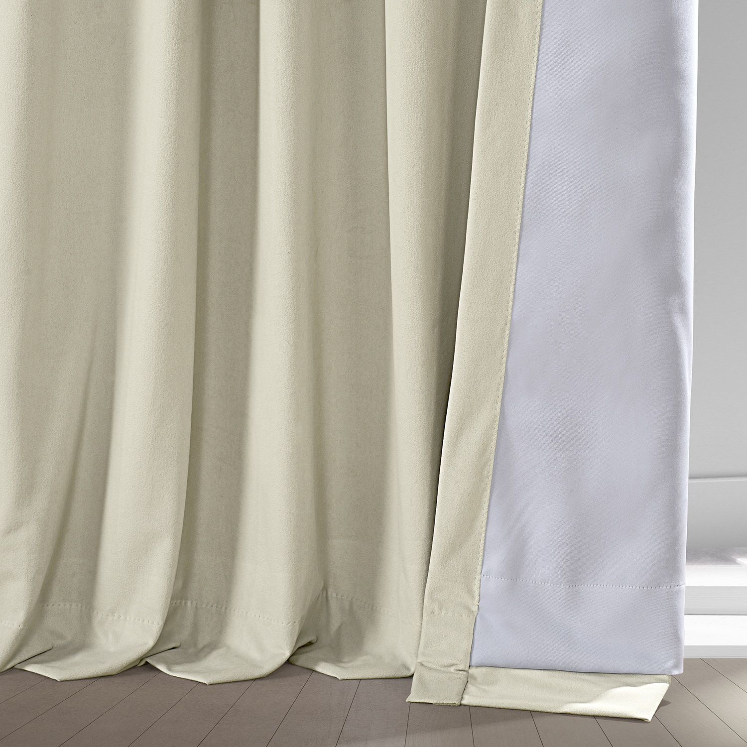 Au Lait Creme Heritage Plush Velvet Curtain