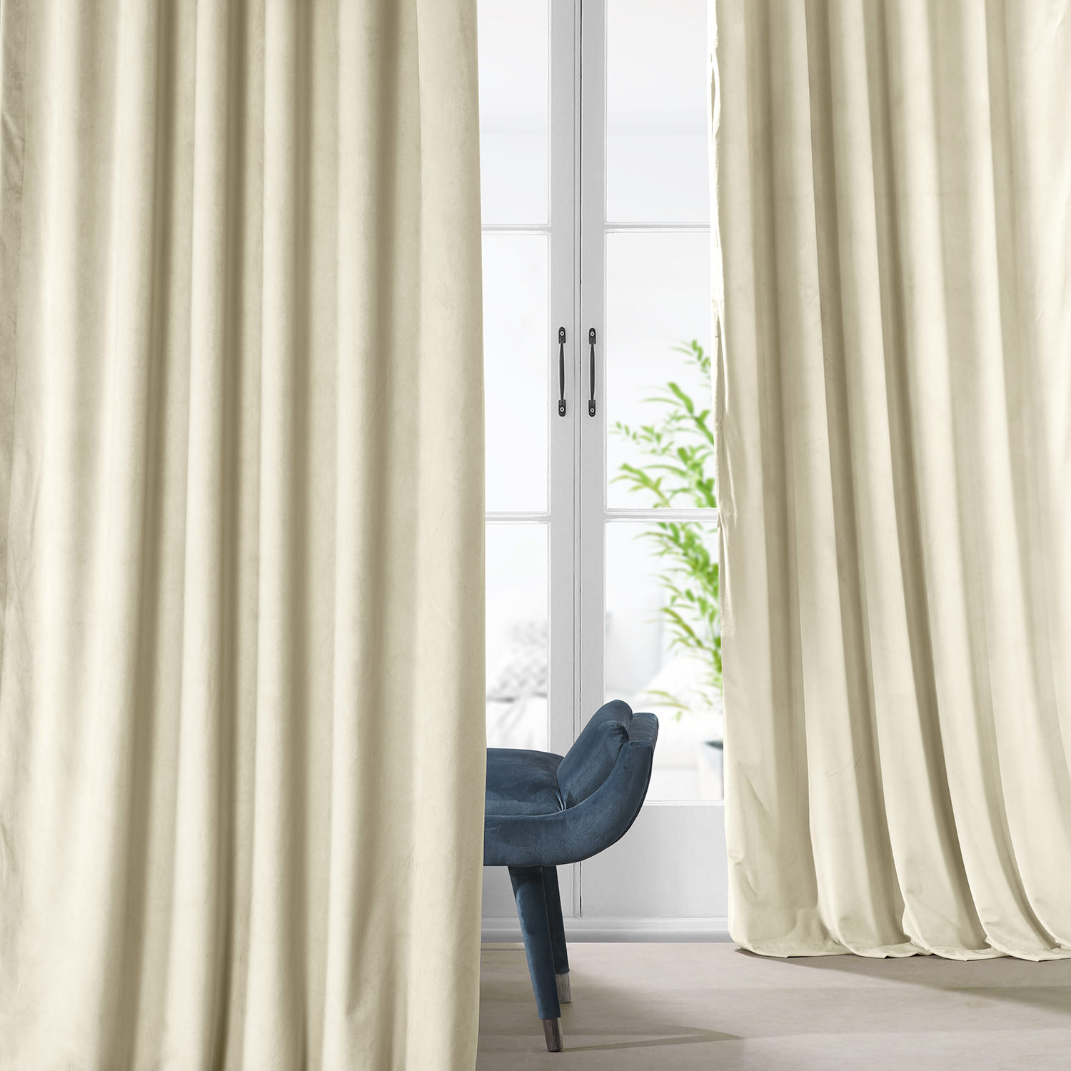 Au Lait Creme Heritage Plush Velvet Curtain