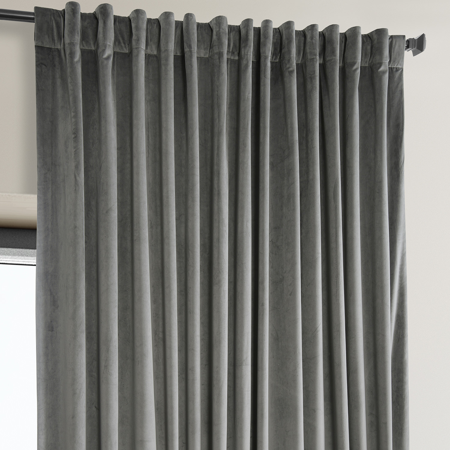 Signature Nightlife Grey Plush Velvet Extrawide Hotel Blackout Curtain