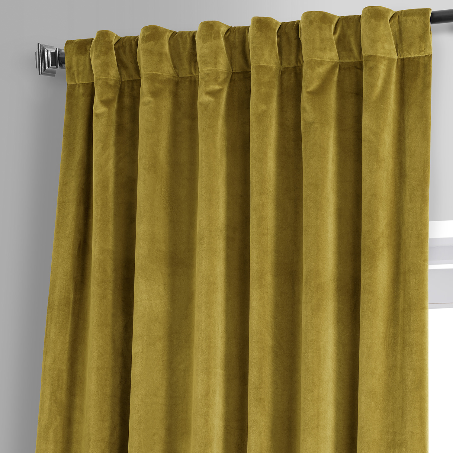 Signature Babalonia Green Plush Velvet Hotel Blackout Curtain